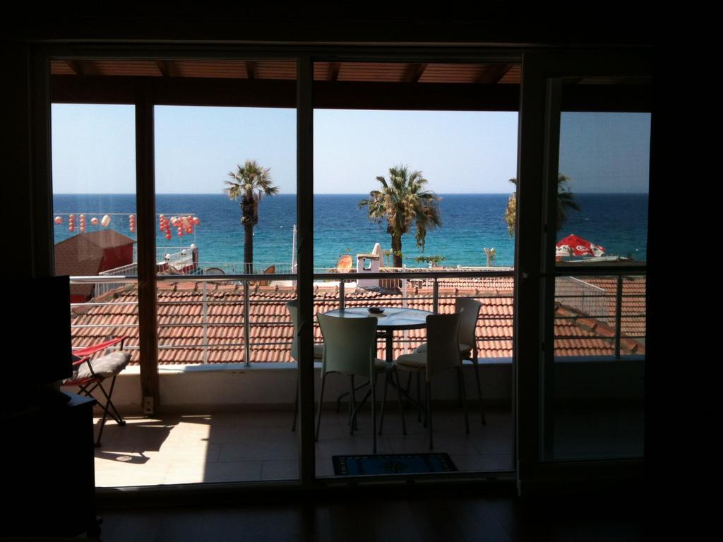 Villa Beach Кушадасъ Екстериор снимка