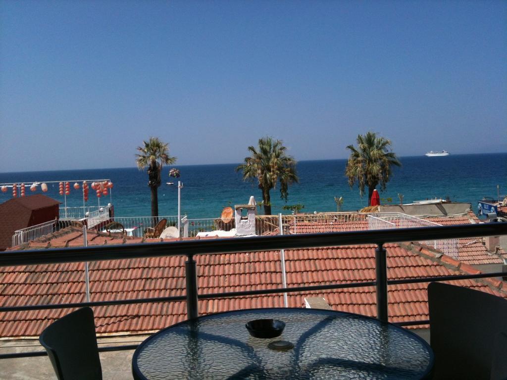 Villa Beach Кушадасъ Екстериор снимка